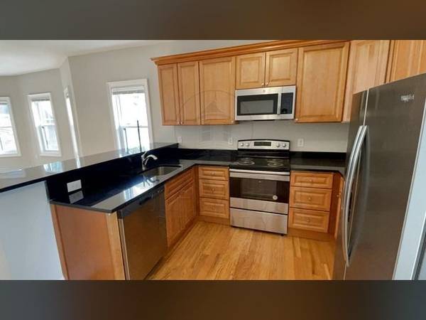 $4,000 / 3br - 9/1!¡Moderno 3H!2 Baños!¡8 min a Porter T!Lavandería!Mascotas NEG!Terraza! (Porter Sq/Harvard SQ)63856338977793120