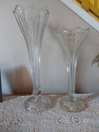 2 Vases 1