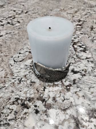 BLUE PILLAR CANDLE WITH SILVER PEWTER FISH CANDLE HOLDER 1