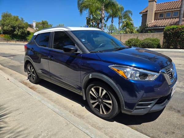 Nissan Kicks SV 2020 - $7,700 (San marcos)63618392194051122