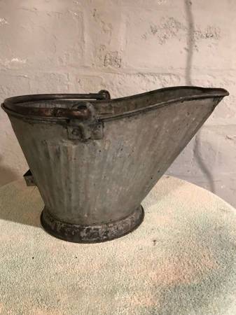 Galvanized coal bucket 1