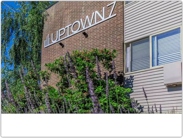 $1,399 / 1br - 420ft2 - Lots of room to call your own! Spacious 1 bed! Beautiful neighborhood! (Tacoma)63934291604227122