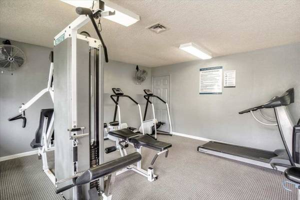 Don’t wait. Get your dream apartment today. 1