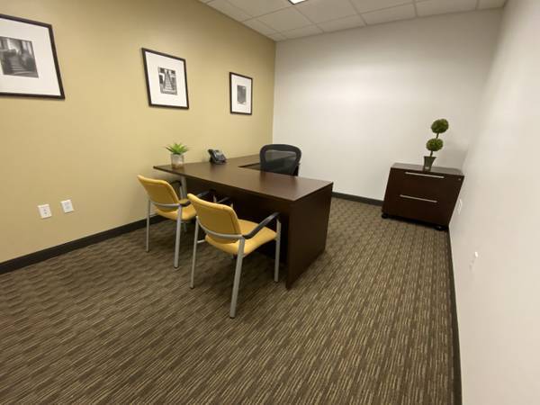 $1,569 The perfect starter office with flexible terms (Palm Beach Gardens)63906442128515122