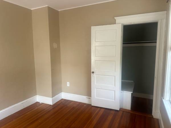$1,200 / 2br - 1200/month quiet & sunny bedroom shared apartment (Waltham)63802072612097122