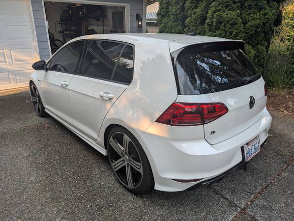 2016 VW Golf R Manual de 6 velocidades - $23,000 (North Bend)63470611569793121