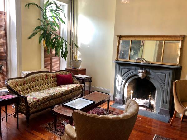 $690 clean, bright room available (Mount Vernon)63694591212289124