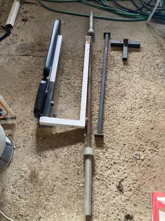 Olympic style weight bar and bench/Rack 1