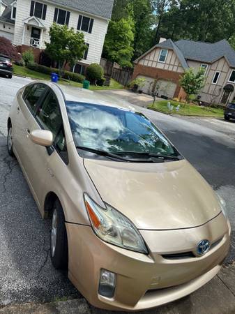2011 Toyota Prius - $8,000 (Brookhaven)63620854399619123