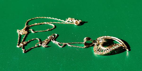 14k Solid Yellow Gold Heart Necklace 1