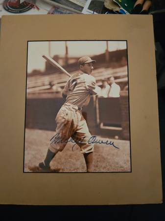 Mickey Owen's autographed baseball picture 1
