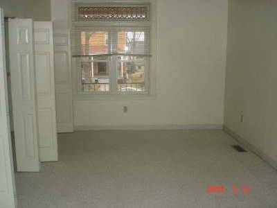$1,000 / 1br - Large 1 Bedroom64013203635329122