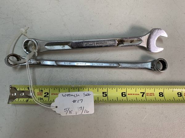 Wrench set 17, 2 wrenches , 3 sizes - - 1/2", 7/16", 5/8" SAE Wrenches 1