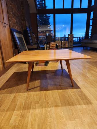 Paul McCobb Mid Century Coffee Table. - $450 (Bellingham)63435862120195123