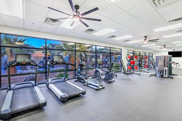 $1,575 / 3br - 1084ft2 - Centro de Negocios/Computación, Piscina Brillante, Ventanas de Doble Acristalamiento (Tucson)63674996498691124