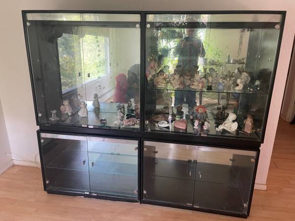 China cabinets 1
