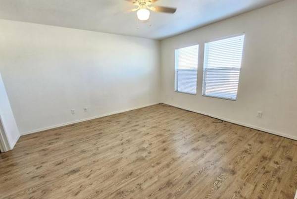 $812 / 2br - Beautiful 2 bedroom 1 bath single family home! (2363 S McConnell Dr, Tucson, AZ)63674722335363122