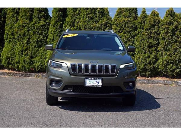 2019 Jeep Cherokee 4x4 4WD Latitude Plus Sport Utility 4D SUV - $14,999 (Payless Auto Sales)63473823576707121