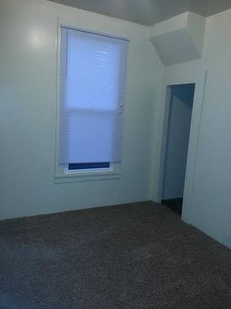 $875 / 3br - 3 bdrm, 1 bath house (Red Oak, IA)63968762329731124