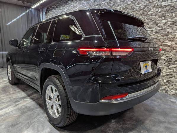 2023 JEEP GRAND CHEROKEE LIMITED 3.6L V6 4X4. UN SOLO DUEÑO Y HISTORIAL CARFAX IMPECABLE - $899 (DETROIT)63488152731139123