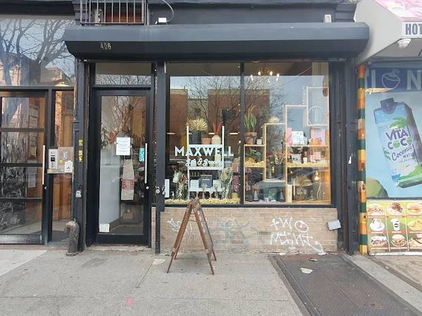 Renovated Storefront Available * 800 SQFT w/ Basement 1