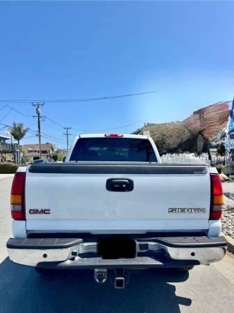 2003 GMC Sierra 2500 HD 4WD SLT 4-Door Diesel Truck - $28,000 (santa cruz)63624095037699122