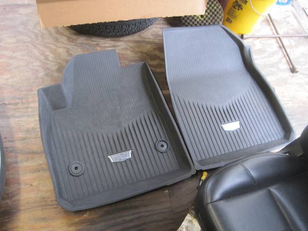 Cadillac SUV Escalade Floor mats weather tech type rubber front & mid 1