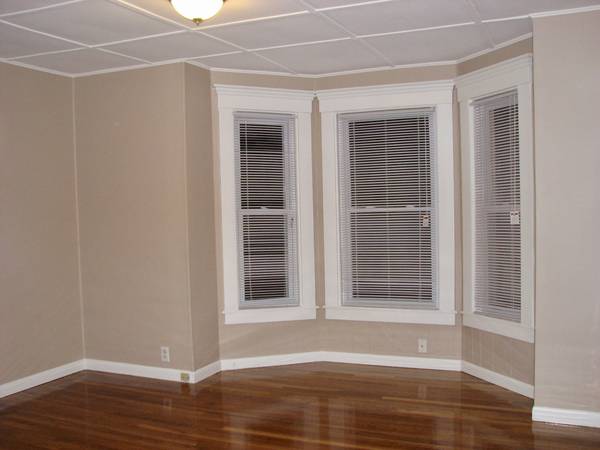 $1,585 / 1br - Beautiful apartment with private entrance, heat and hot water included (Milford)63912517264898120