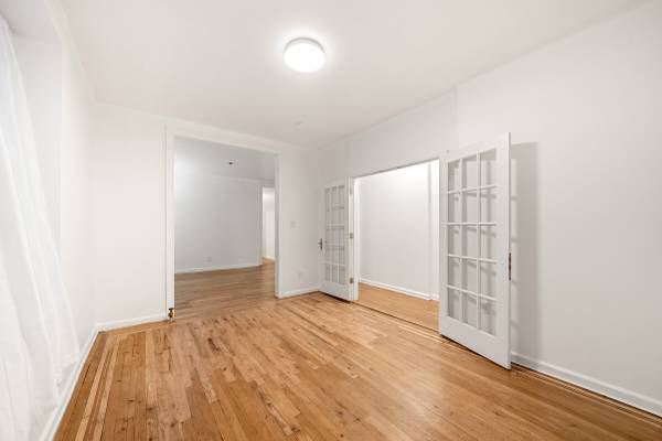 $400,000 / 2br - Washington Heights/Riverside Drive: 4 Rooms Your Way (Inwood / Wash Hts)63912045197826122