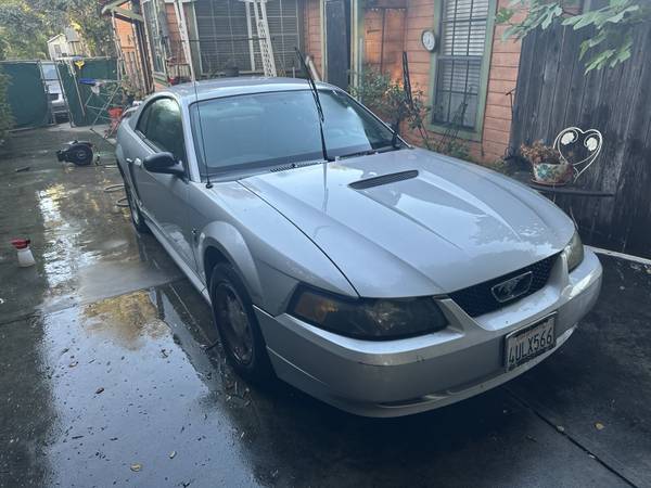 🚗 2001 Ford Mustang – Project-Ready & Priced to Sell - $2,000 (Pasadena)63618242634755120