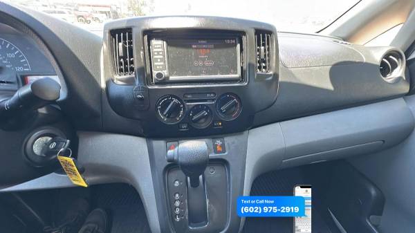 2021 Nissan NV200 SV Van - Photo 13