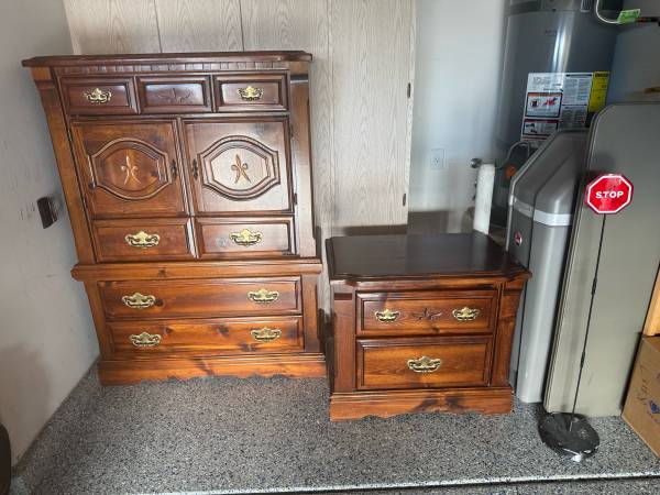 Dresser & nightstand 1