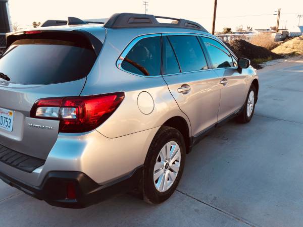2018 Subaru Outback 68 km/l 4WD - $12,500 (Modesto)63478635332865122
