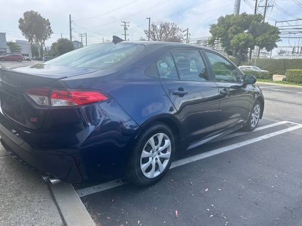 Toyota Corolla 2022 - $14,000 (Santa Mónica)63623857506947123