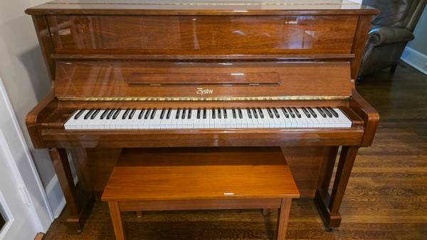 BOSTON Steinway Upright Piano Model 118E - $6,000 (Scarsdale)63471380274561120