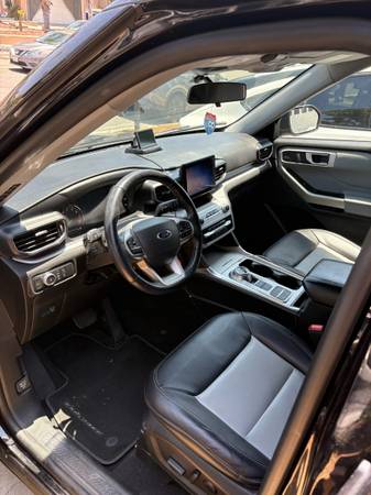2022 Ford Explorer XLT - $28,000 (Oceanside)63440630174977122