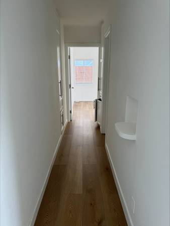 $1,900 / 1br - 650ft2 - Hardwood Floors, High Speed Internet, Laundry Facilities (1646 N Harvard Blvd, Los Angeles, CA)63829234457217122