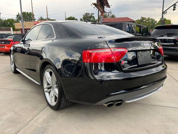 2009 Audi S5 quattro Powerful AWD Coupe with Sunroof and Heated Seats - $6,995 (Parkway Auto)63492427791875124