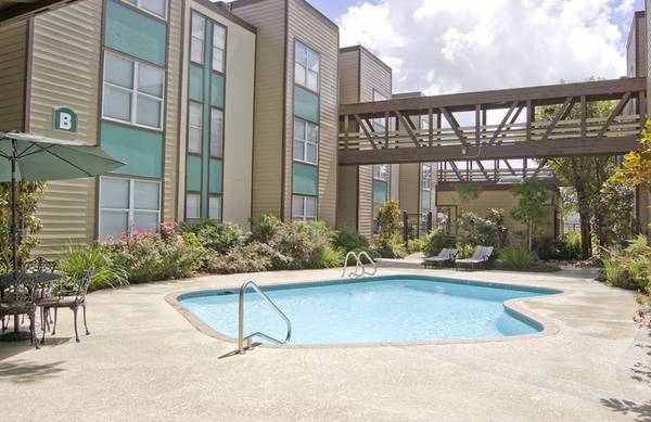 $1,260 / 2br - 1066ft2 - Boardwalk  Apartments 🏡 Homes Waiting Just For You! (Metairie)63792268541313121