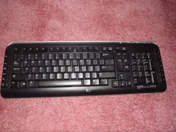 HP Slim Wireless Multimedia Keyboard 1
