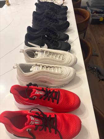 Men’s Tennis Shoes NEW and Like NEW size 8-10 1