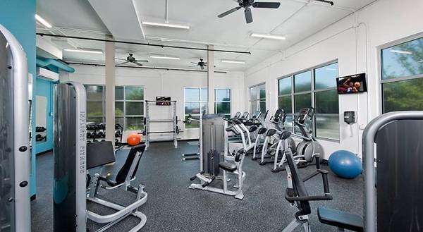 $3,244 / 2br - 1370ft2 - Pool, Courtyard and Ravanel Bridge views, Garden soaking tubs64015946658433121