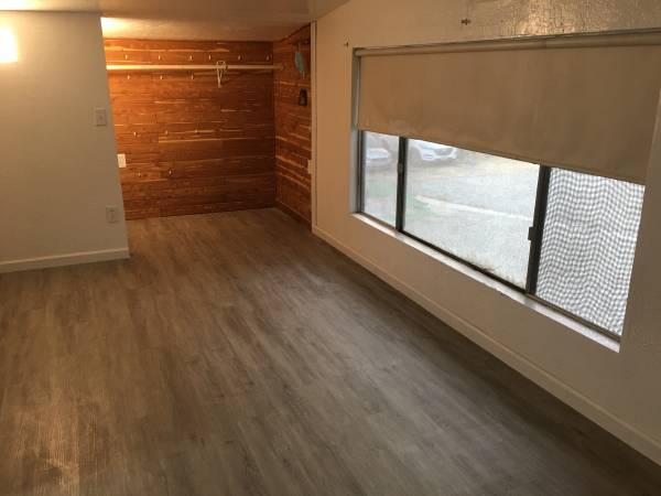 $1 Studio $1000.00 Move In Special (modesto)63970302454147121