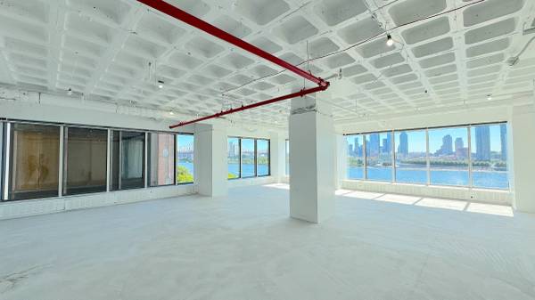 $15,600 / 3421ft2 - East River Views + Lots of Natural Light! Built to Suit! 24/7 Lobby! (Midtown East)63874743357827124