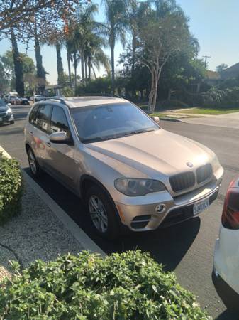 2013 BMW X5 3.5 turbo doble - $5.700 (Winnetka)63470893024771122