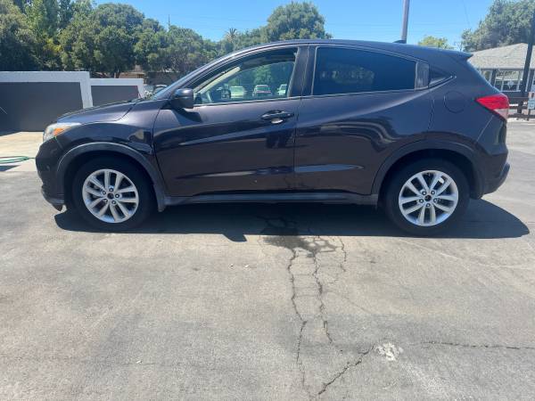 2018 HONDA HRV - $8,900 (novato)63654704033923120