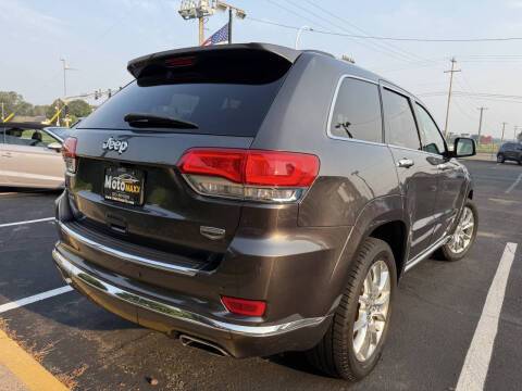 Jeep Grand Cherokee Summit 4x4 4 puertas SUV / IMPRESIONANTES MILLAS BAJAS, SOLO 67,00 - 16.995 $ (SPRING LAKE PARK)63470070581507123