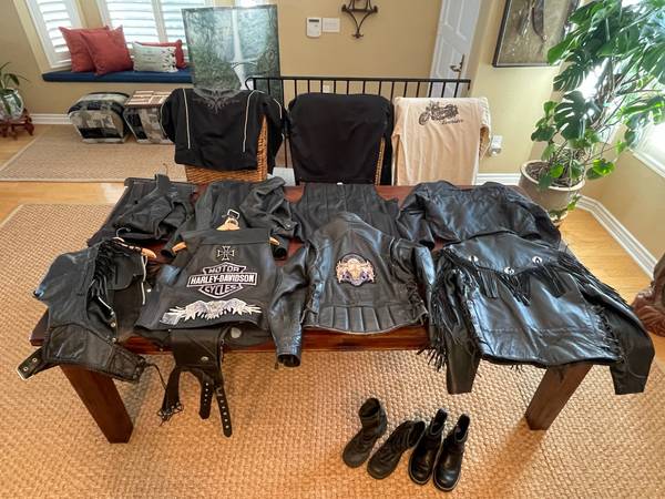 Gran colección de ropa para motociclistas - $100 (Oceanside)63436956208513120