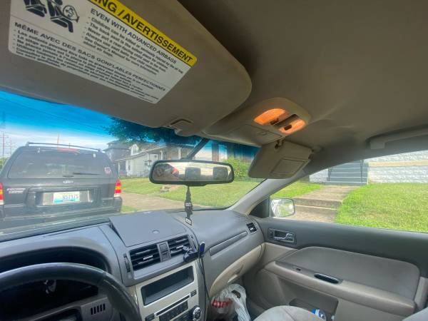 2010 Ford Fusion SEL - $2,800 (Louisville)63621807346435124