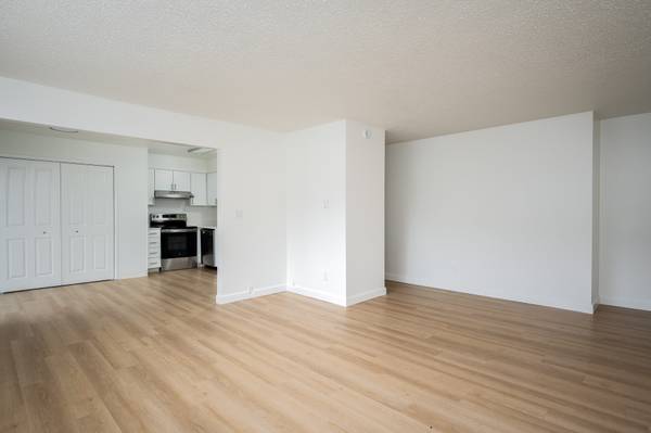 $1,750 / 2br - 1000ft2 - ¡Aire Fresco, Ahorros Geniales! 2H1B 1000SF con NUEVA OFERTA ESPECIAL! Reformado (Beaverton)63820882708995123